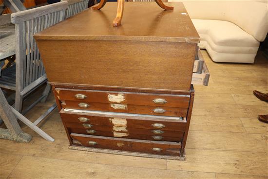 An early 20th century oak plan chest W.118cm